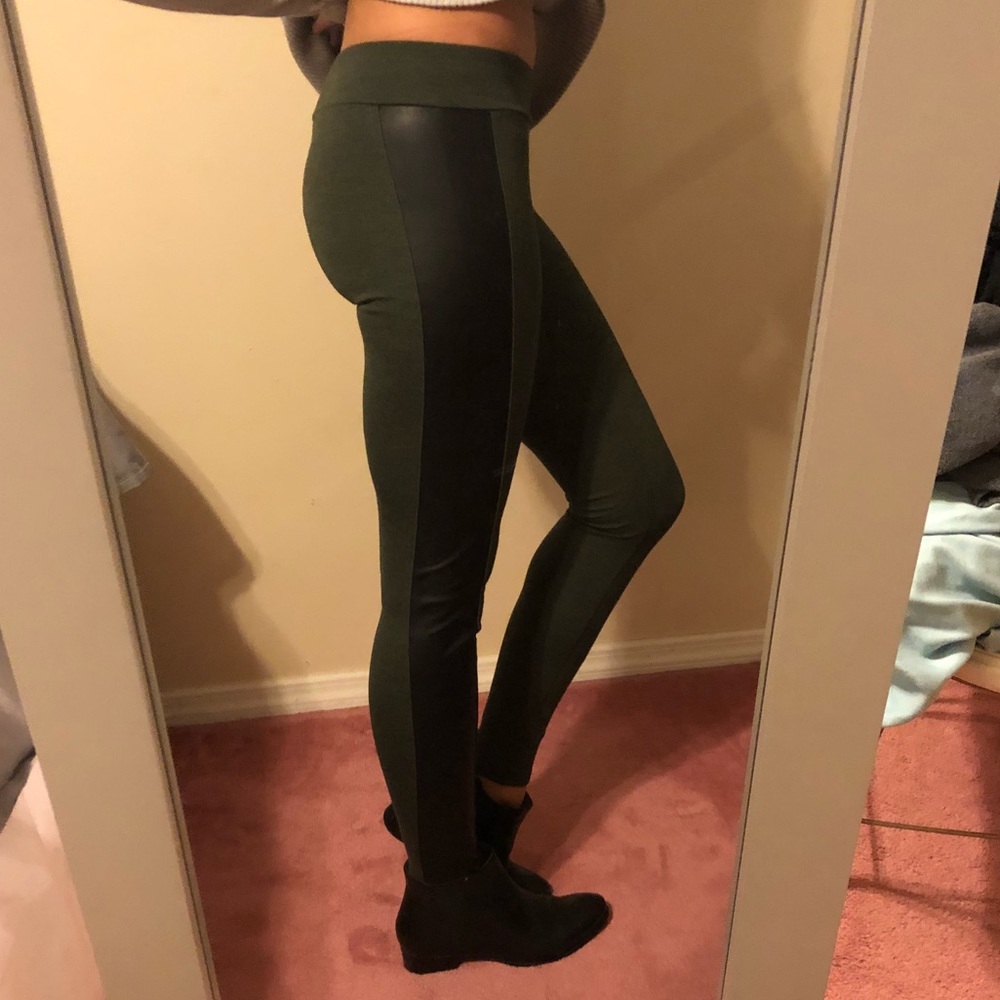 Kensie Leggings With Faux Leather Detail